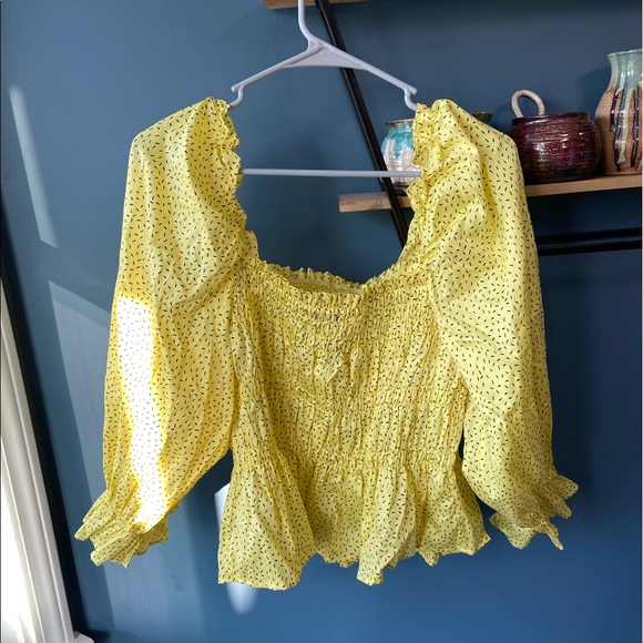 NWT Who What Wear Ruched Top- Size L - Picture 5 of 5